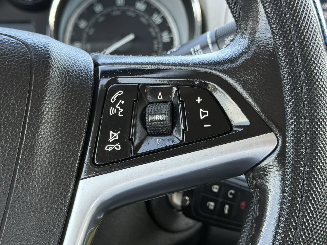 Used 2013 Buick Verano FWD image 14