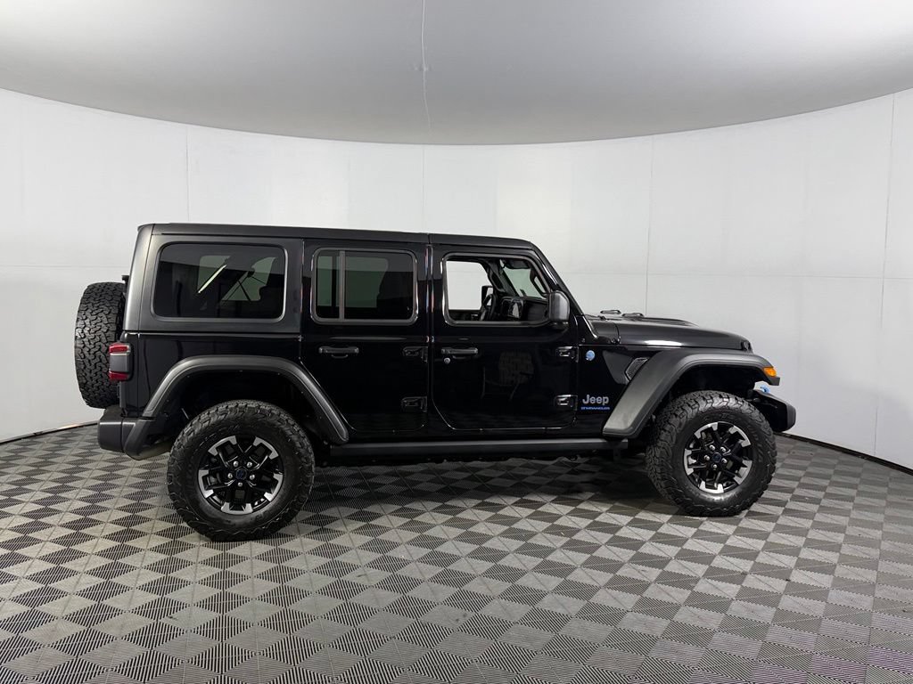 Used 2025 Jeep Wrangler Unlimited Rubicon 4xe w/ Safety Group AWD/4WD image 7