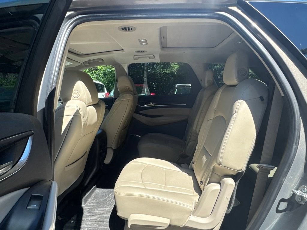 Used 2018 Buick Enclave Premium w/ Experience Buick Package AWD/4WD image 13