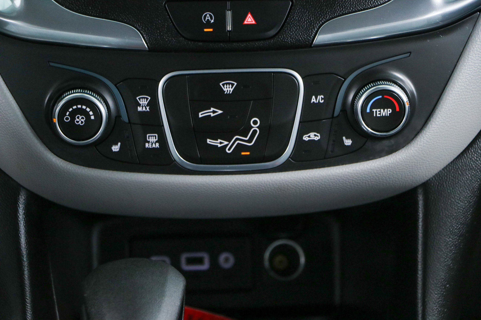 Used 2022 Chevrolet Equinox LS image 20