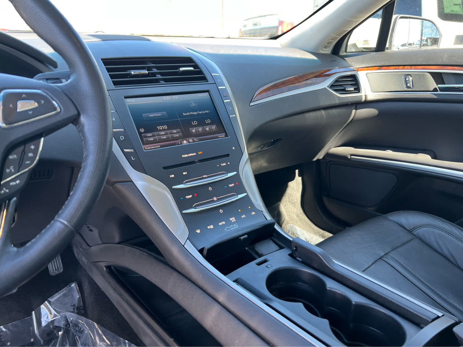 Used 2014 Lincoln MKZ Hybrid w/ Equipment Group 202A Reserve FWD image 35