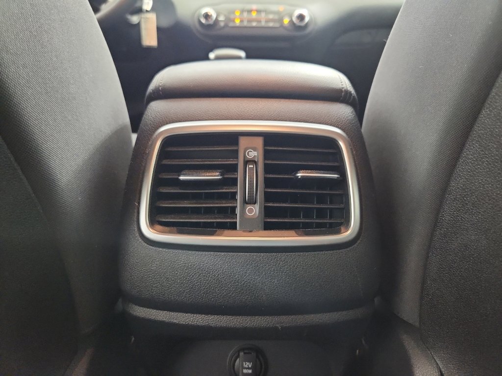 Used 2020 Kia Sorento L FWD image 28