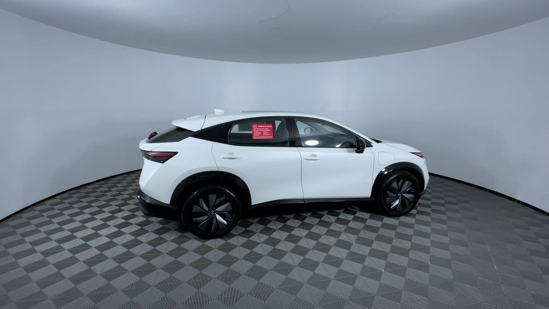 Certified 2024 Nissan Ariya AWD image 9