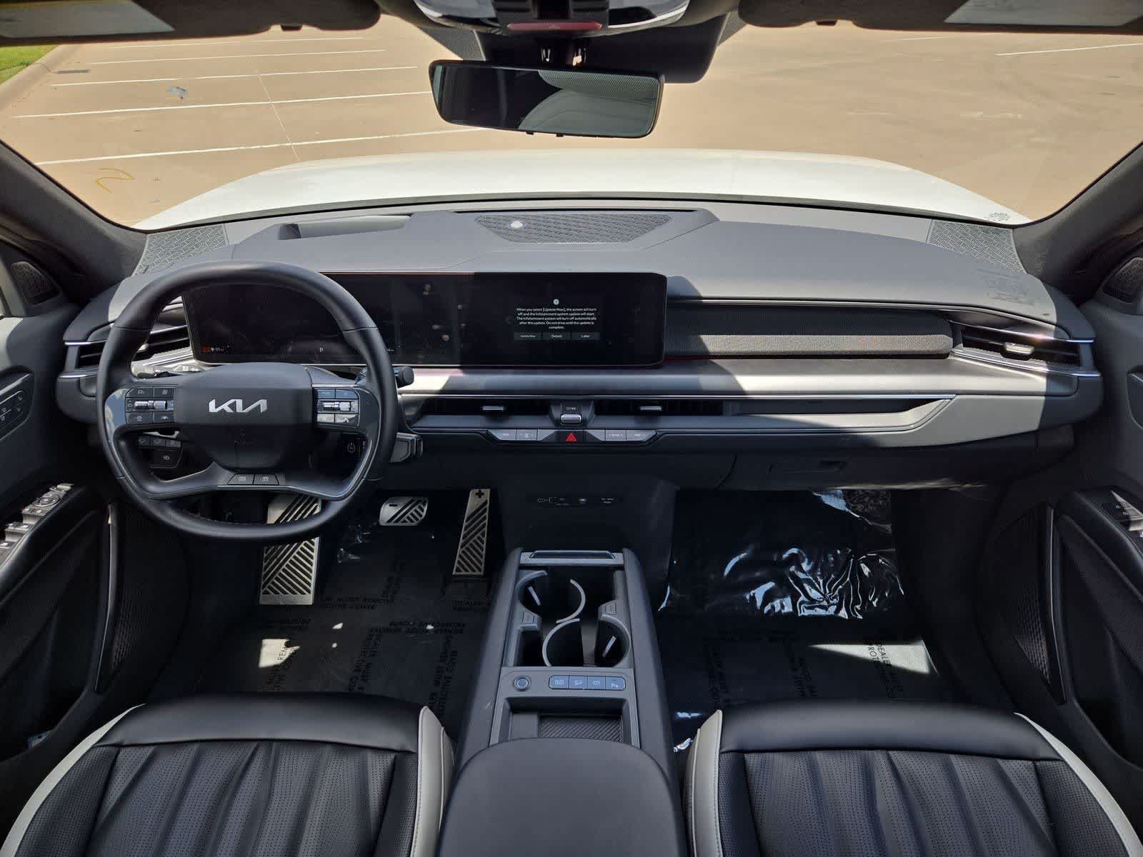Certified 2024 Kia EV9 GT-Line AWD/4WD image 13