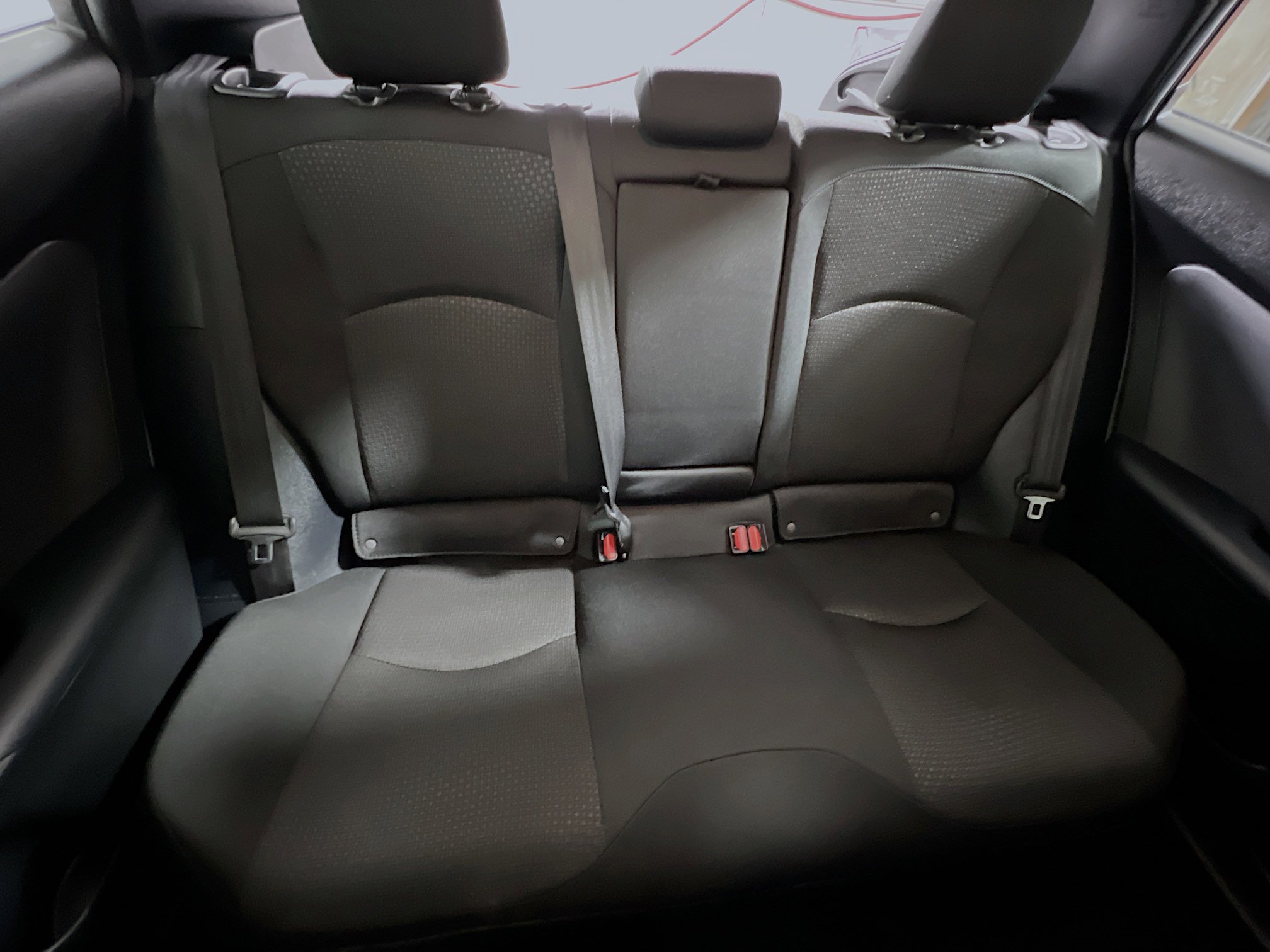 Used 2022 Toyota Prius LE image 32