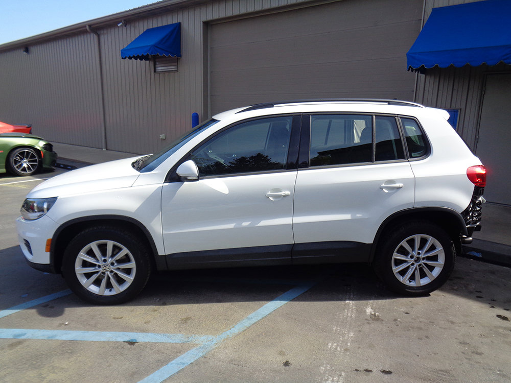 Used 2017 Volkswagen Tiguan S w/ Premium Package AWD/4WD image 5