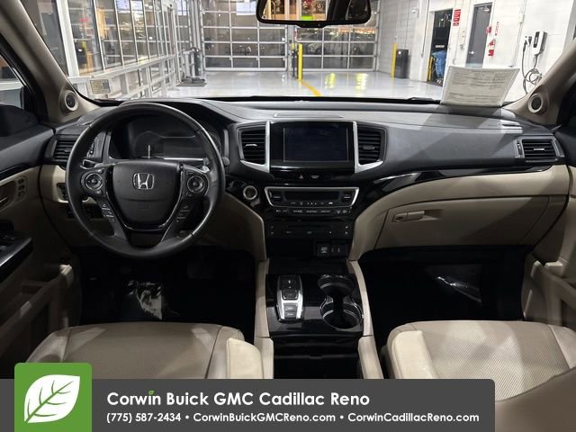 Used 2017 Honda Pilot Elite image 10