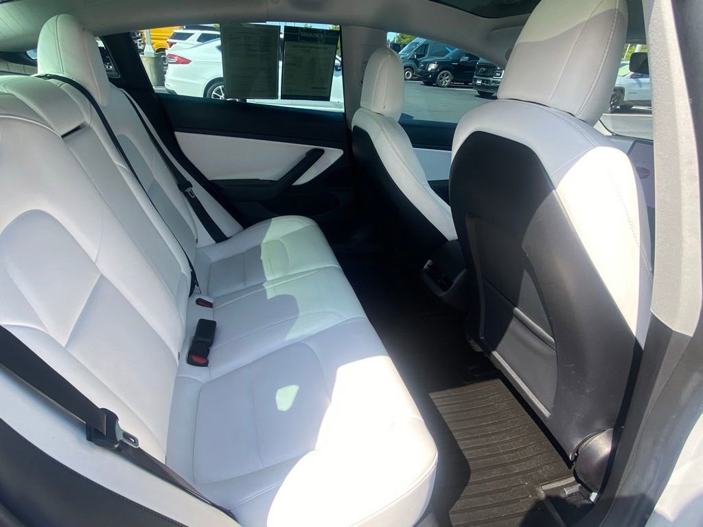 Used 2021 Tesla Model 3 Long Range AWD/4WD image 23