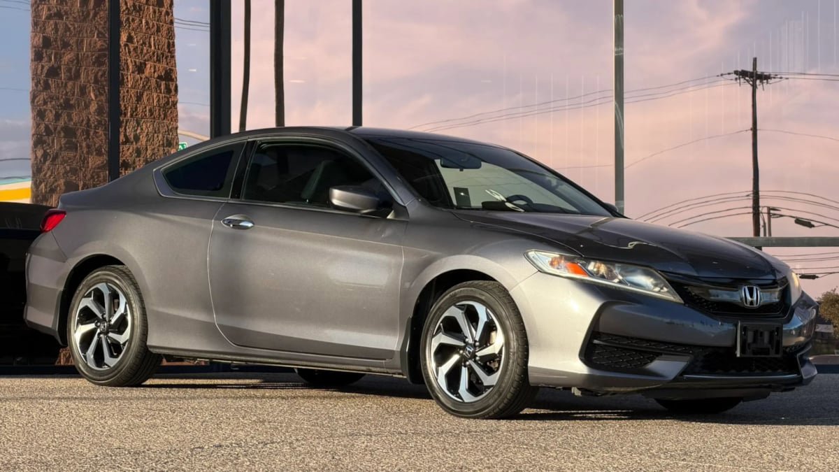 Used 2016 Honda Accord LX-S image 28