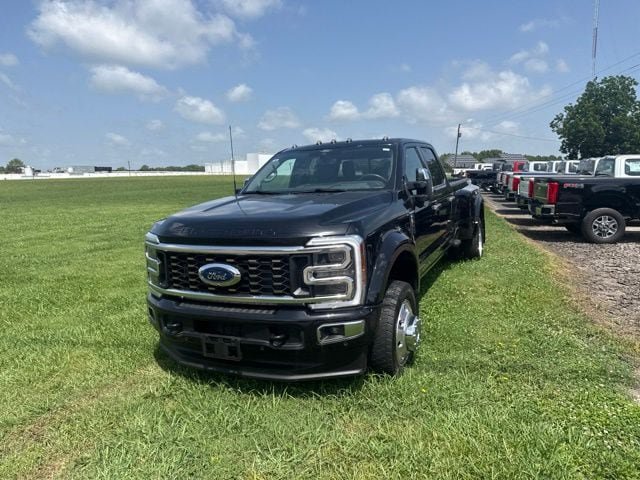 Used 2025 Ford F450 Platinum w/ Platinum Plus Package AWD/4WD image 6