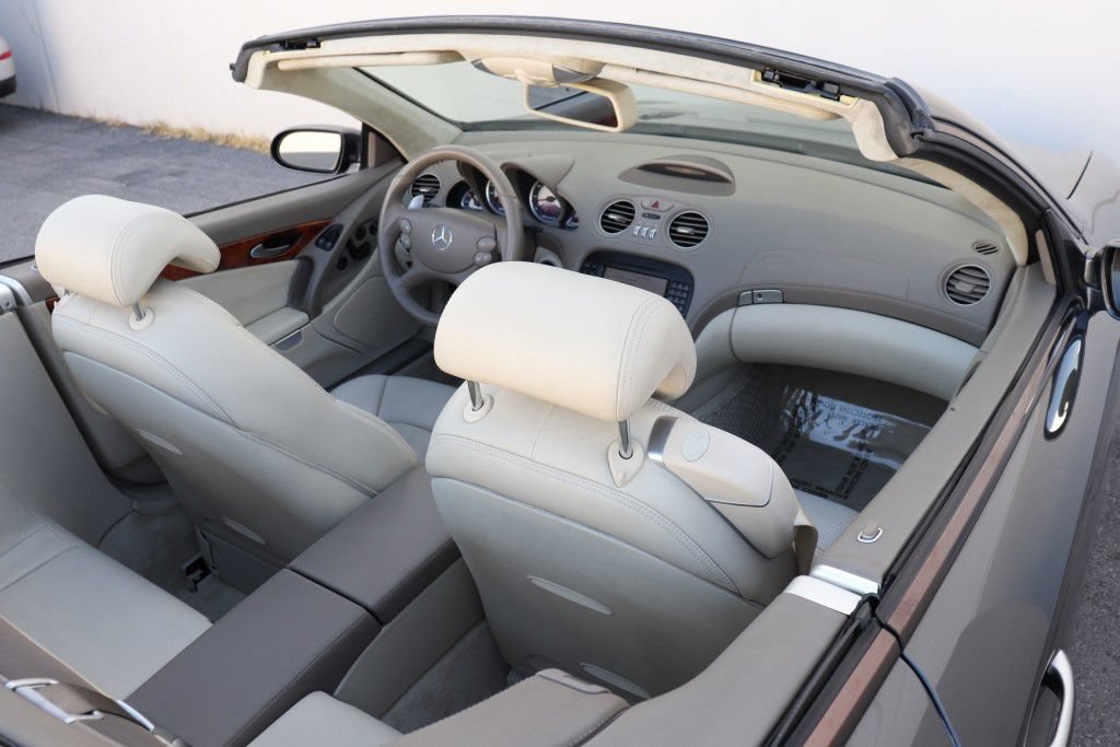 Used 2008 Mercedes-Benz SL 55 AMG image 23