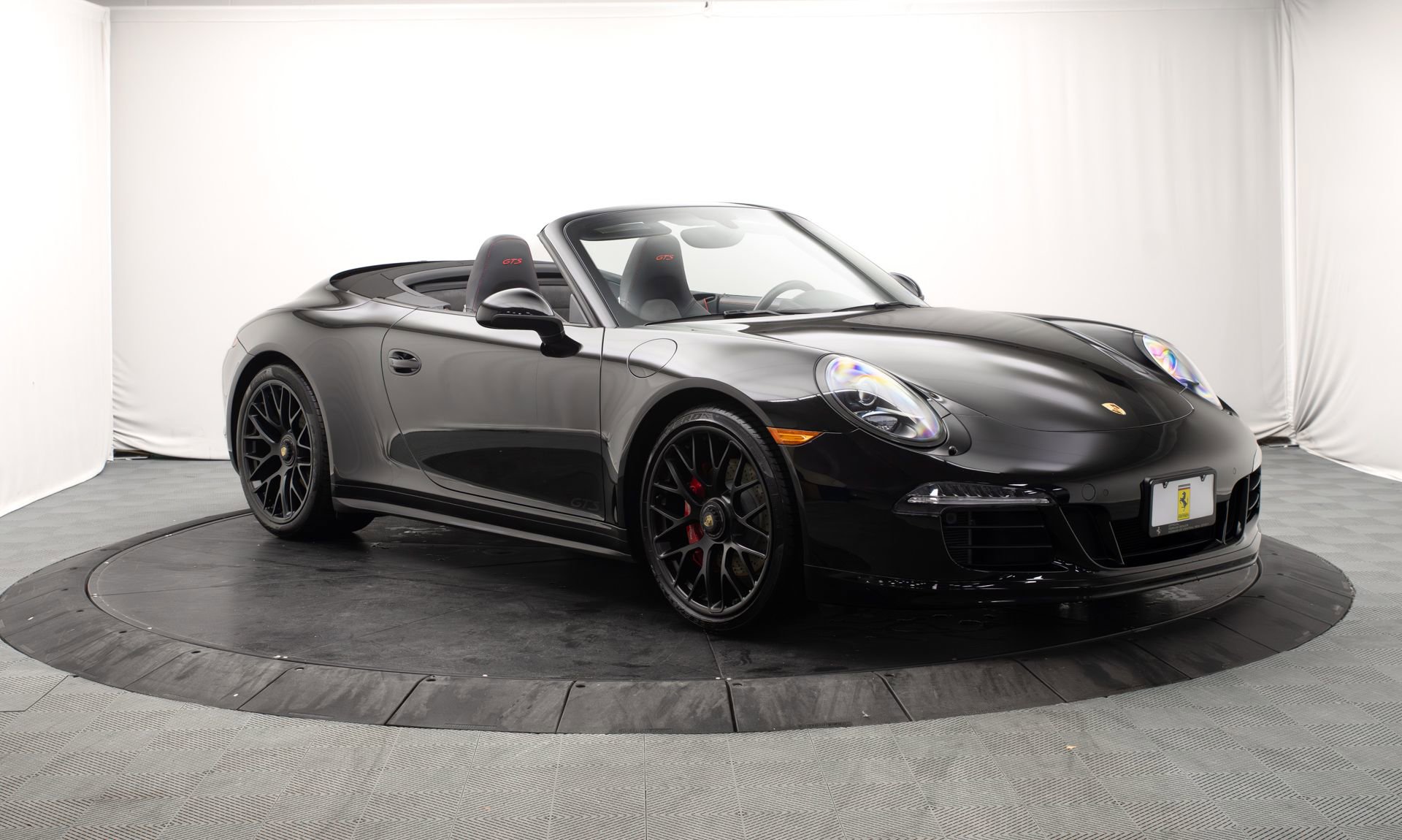 Used 2015 Porsche 911 Carrera 4 GTS image 52