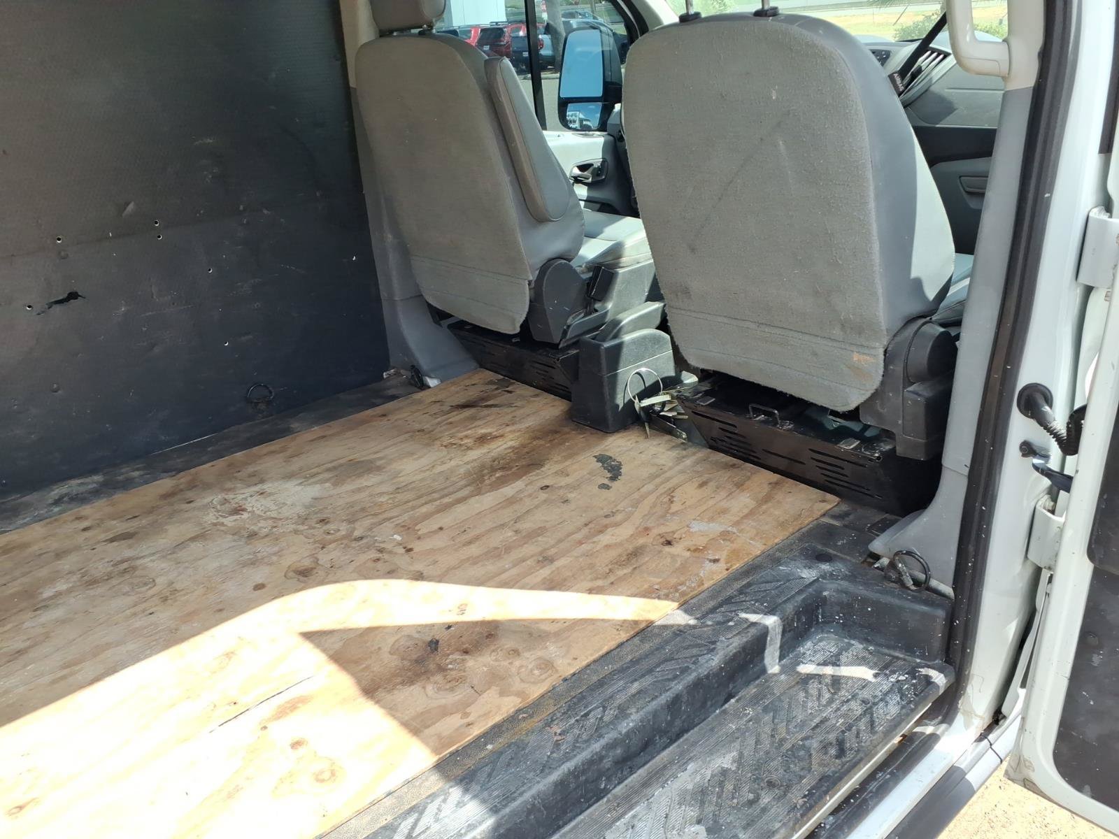 Used 2017 Ford Transit 150 130 Low Roof RWD image 25