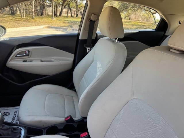 Used 2013 Kia Rio LX w/ PWR Pkg image 33