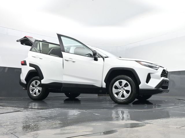Used 2024 Toyota RAV4 LE image 30