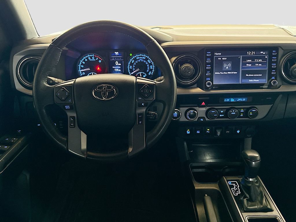 Used 2022 Toyota Tacoma TRD Off-Road w/ Technology Package AWD/4WD image 19
