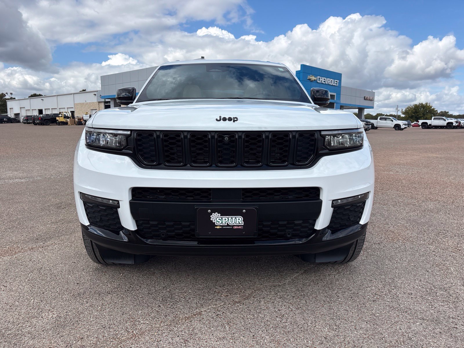 Used 2025 Jeep Grand Cherokee L Limited w/ Luxury Tech Group II AWD/4WD image 9