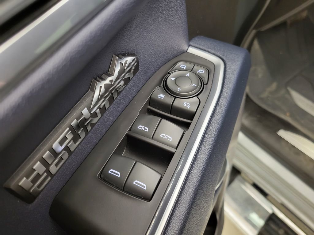 Certified 2024 Chevrolet Silverado 1500 High Country w/ High Country Premium Package image 34