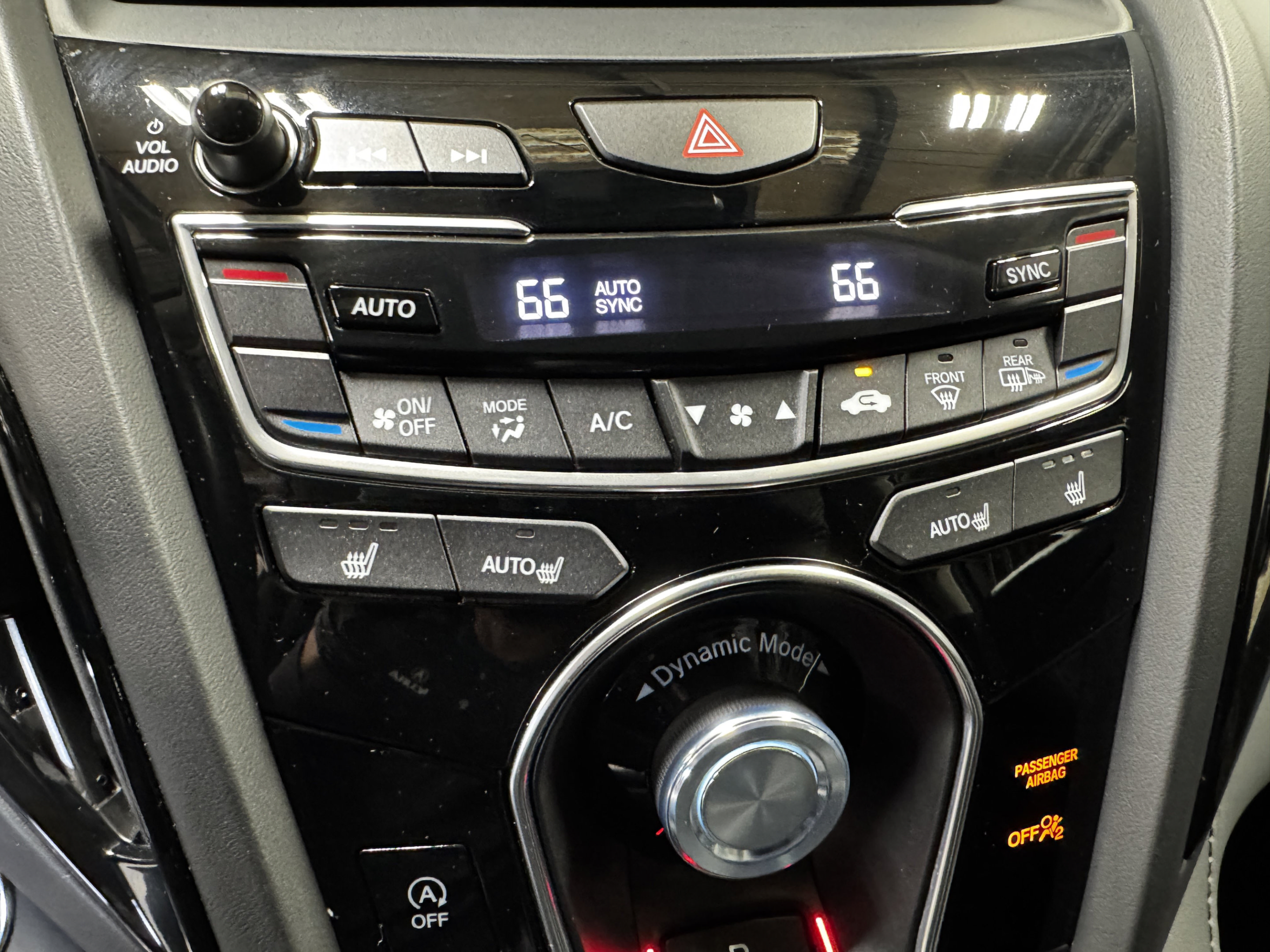 Used 2024 Acura RDX SH-AWD image 28