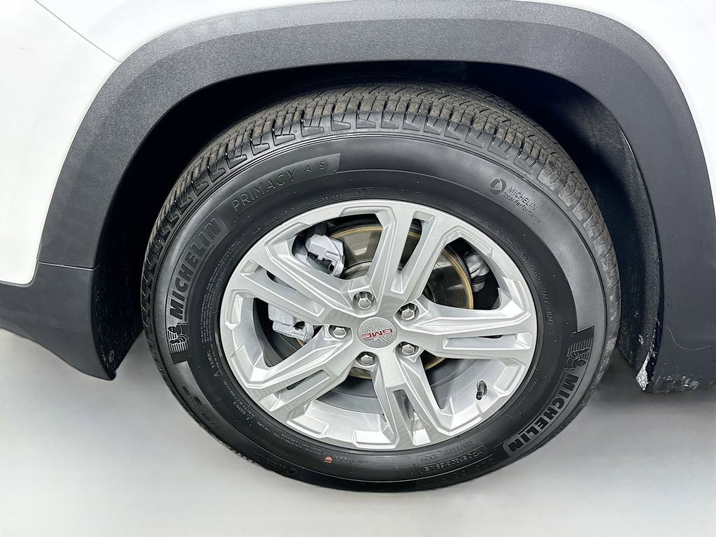 Used 2024 GMC Terrain SLE FWD image 30