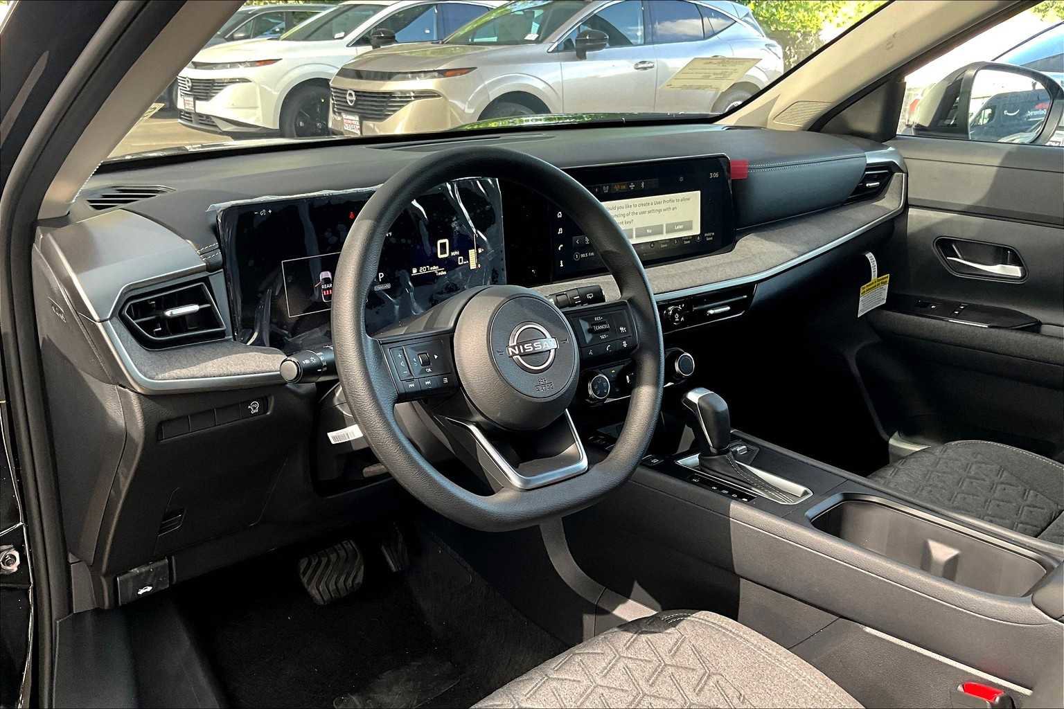 New 2025 Nissan Kicks SV image 10