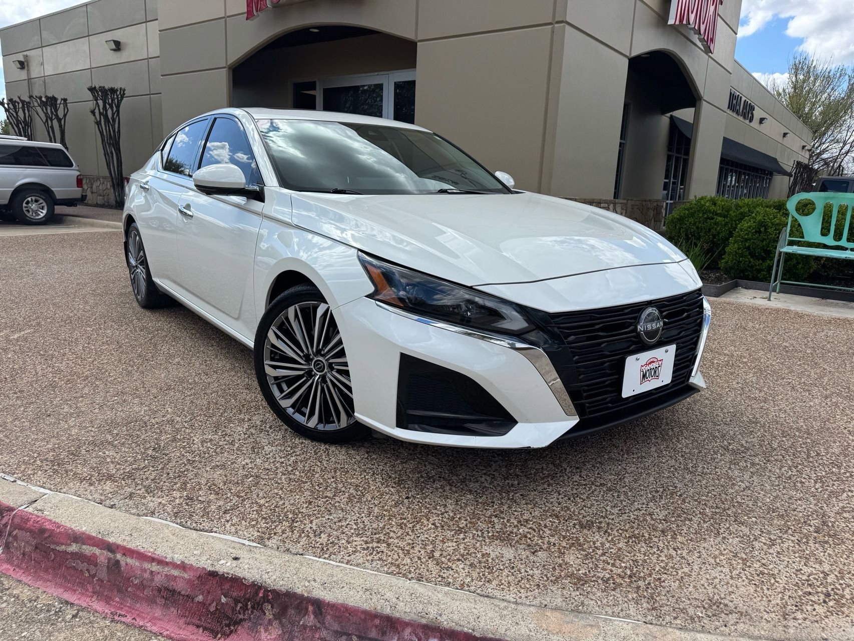 Used 2023 Nissan Altima 2.5 SL