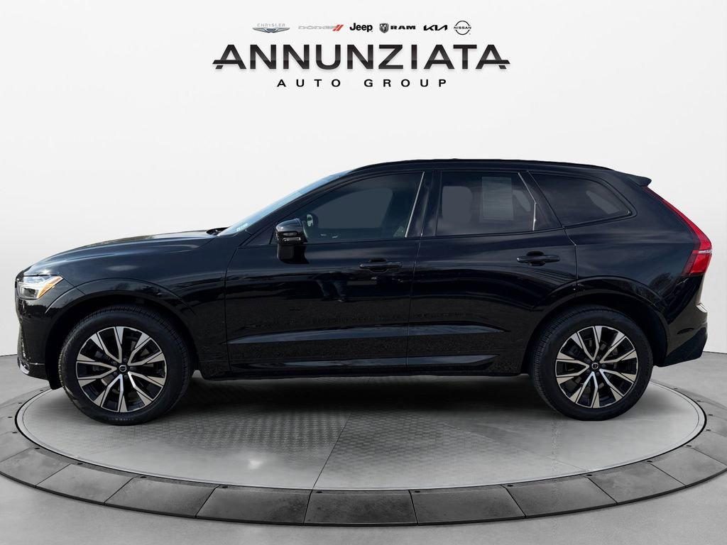 Used 2024 Volvo XC60 B5 Core w/ Protection Package Premier image 2