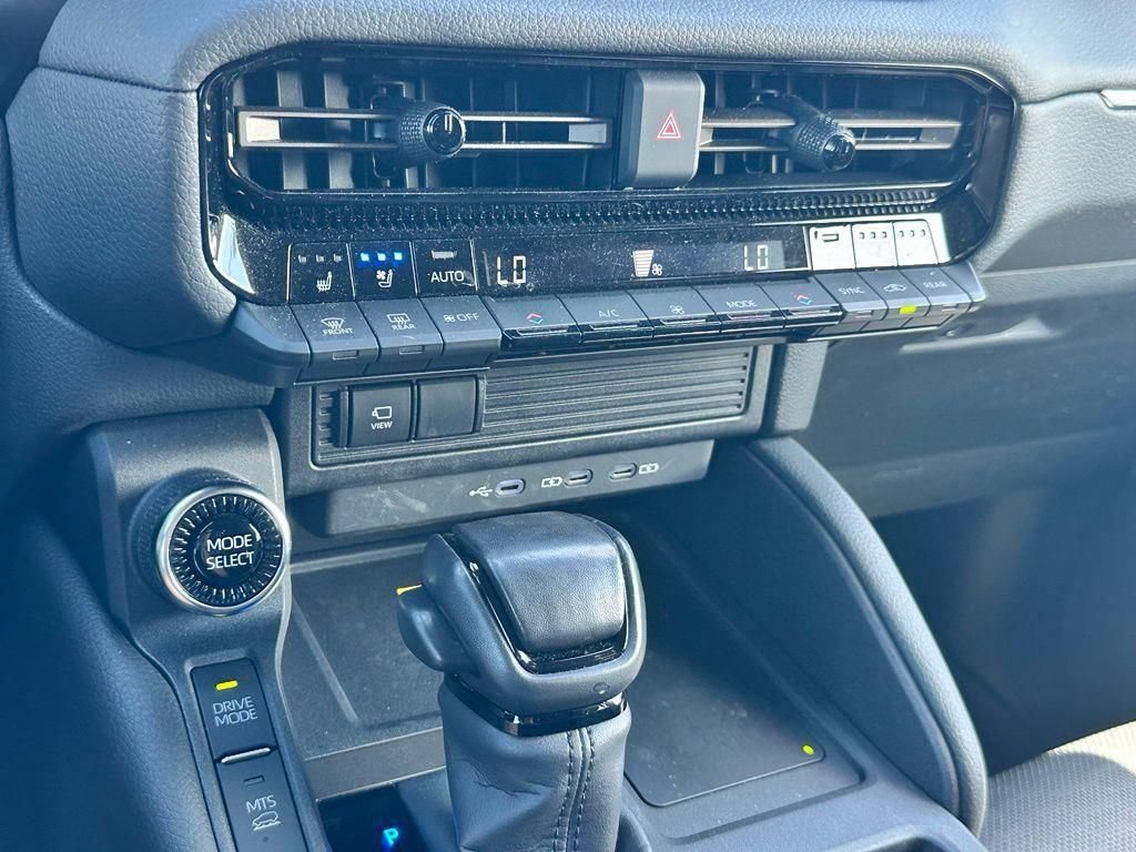 Used 2025 Toyota Land Cruiser w/ Premium Package AWD/4WD image 19