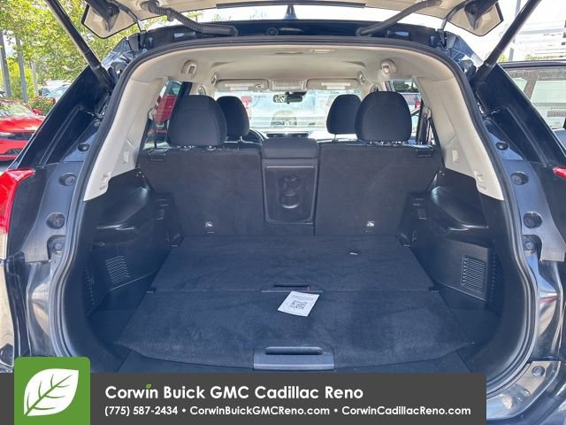 Used 2019 Nissan Rogue SV AWD/4WD image 15