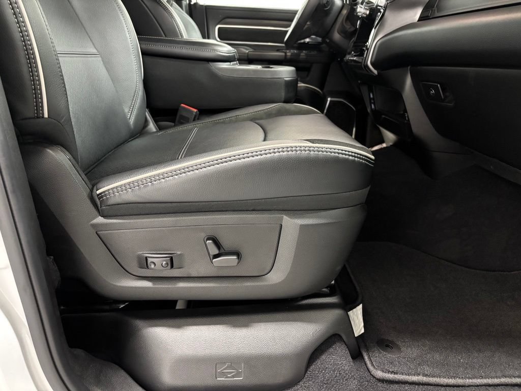 Used 2026 RAM 2500 Laramie AWD/4WD image 55