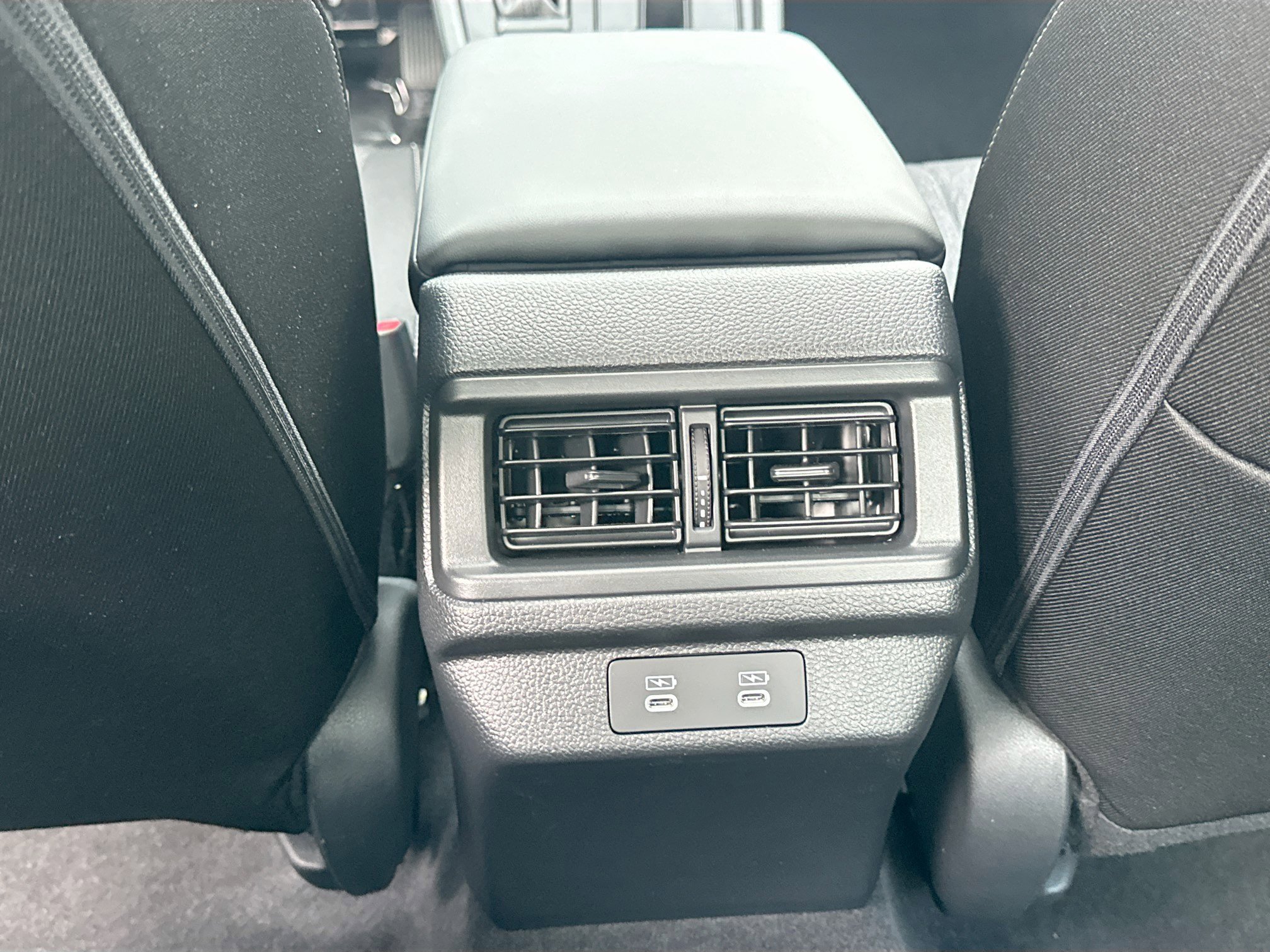 New 2025 Honda Accord SE image 18