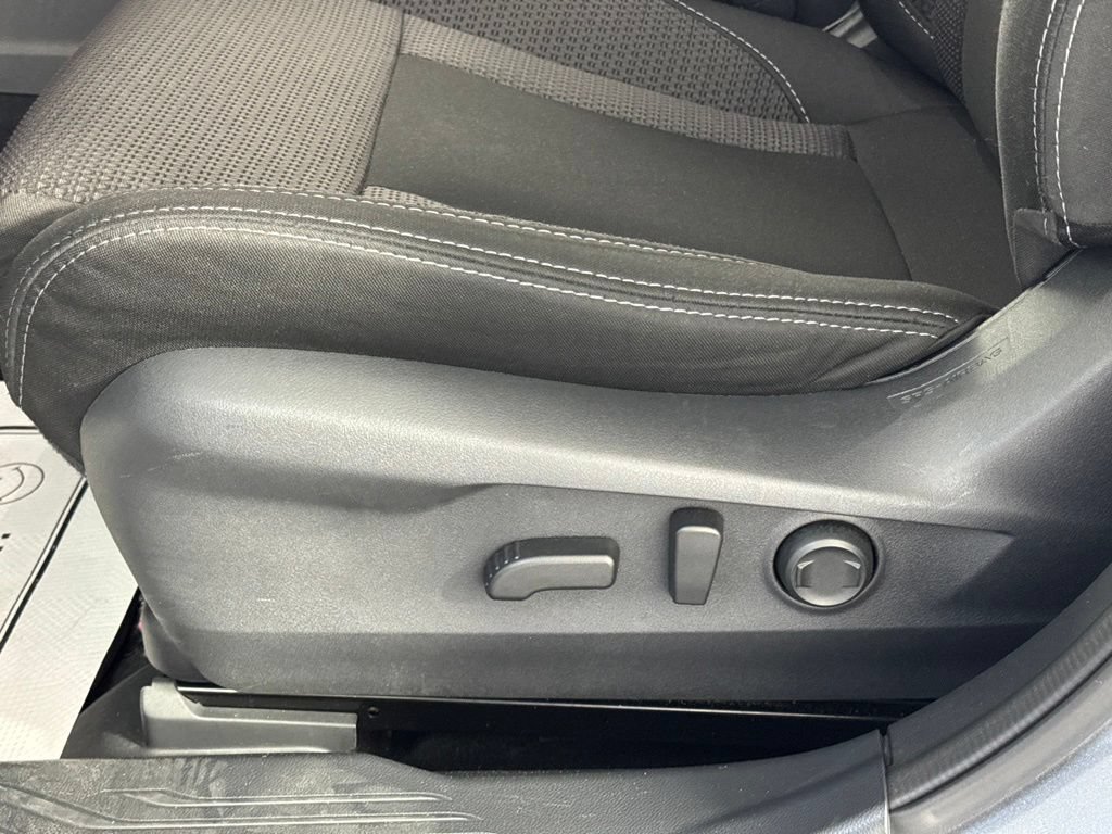 Used 2025 Subaru Outback Premium AWD/4WD image 30