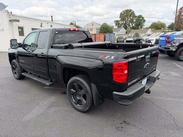 Certified 2018 Chevrolet Silverado 1500 LT w/ All Star Edition AWD/4WD image 5