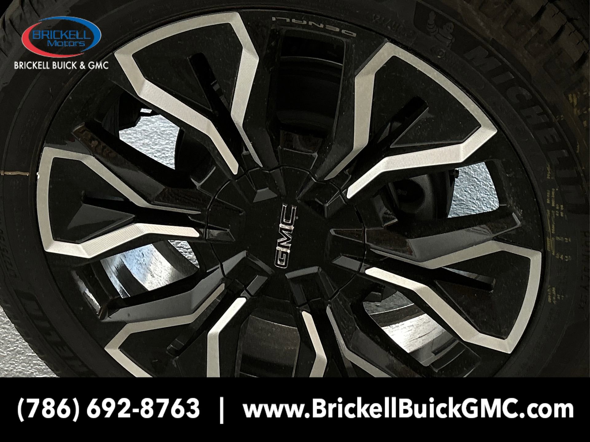 New 2025 GMC Sierra EV Denali image 13