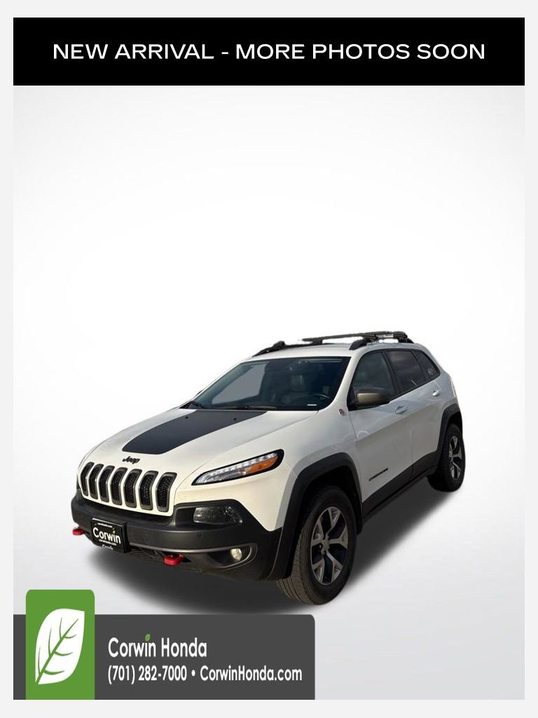 Used 2016 Jeep Cherokee Trailhawk w/ Comfort/Convenience Group