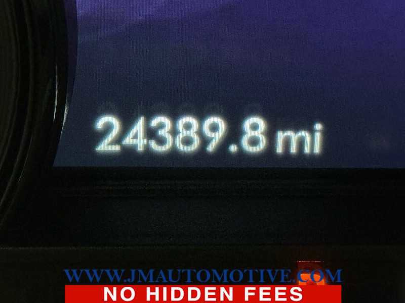 Used 2022 Lincoln Corsair AWD w/ Equipment Group 101A image 21