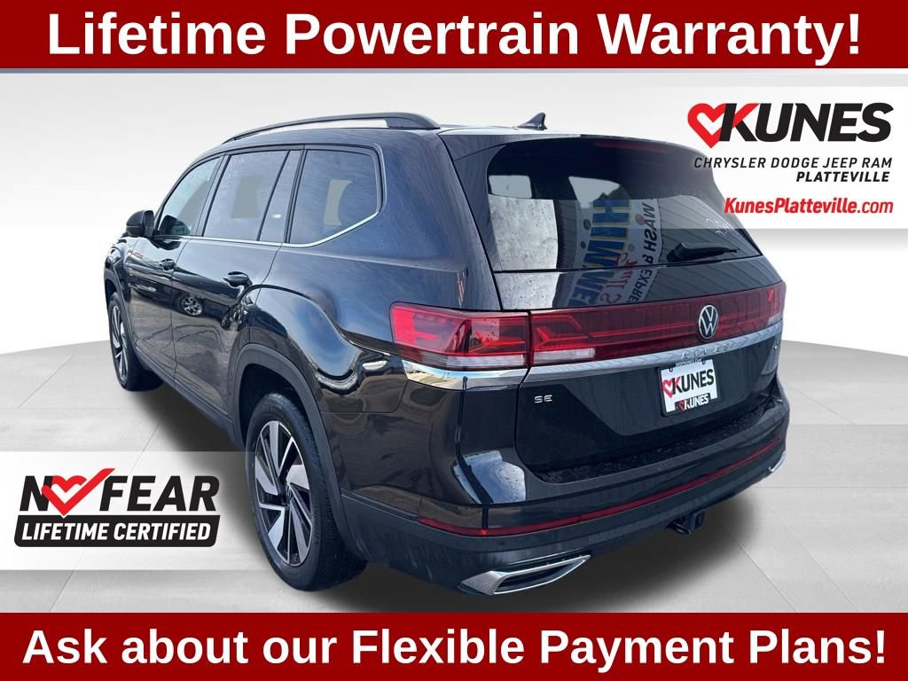 Used 2025 Volkswagen Atlas SE image 6