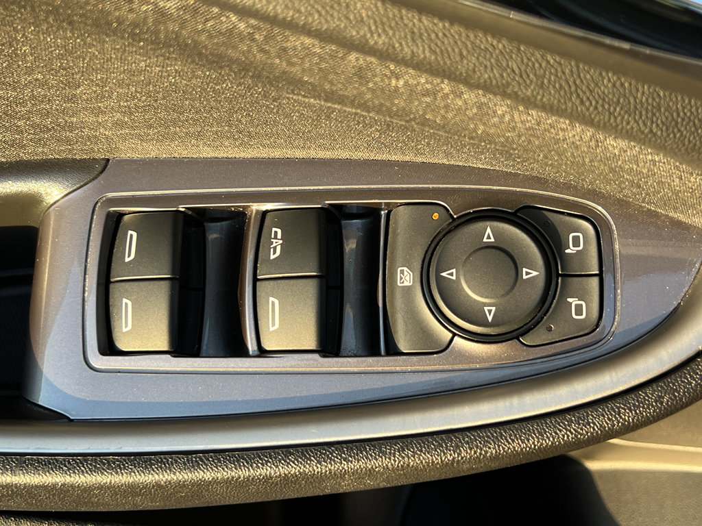 Used 2024 Chevrolet Malibu LT image 13