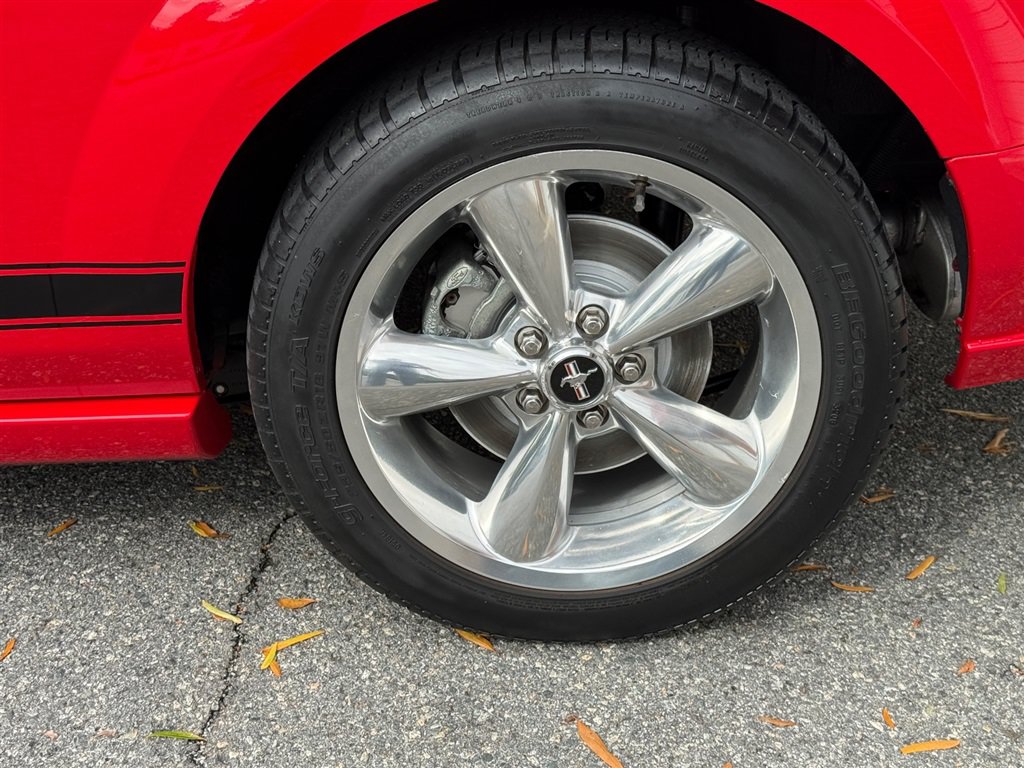 Used 2007 Ford Mustang GT RWD image 17
