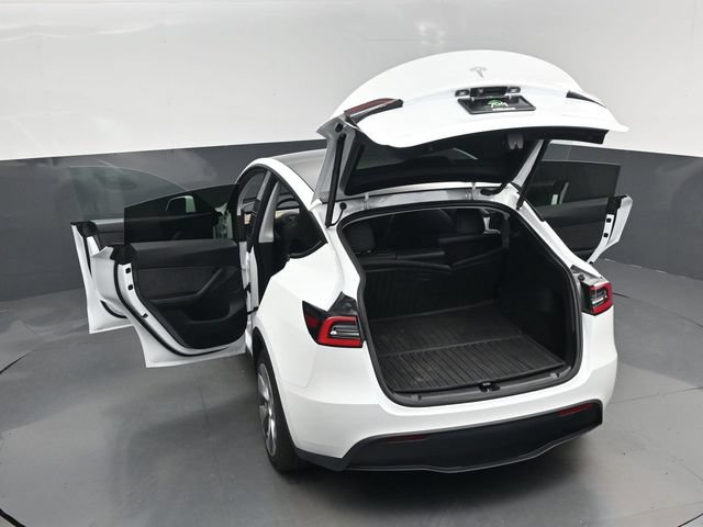 Used 2020 Tesla Model Y Long Range AWD/4WD image 30