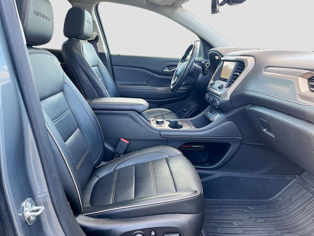 Used 2021 GMC Acadia Denali w/ Denali Ultimate Package image 29