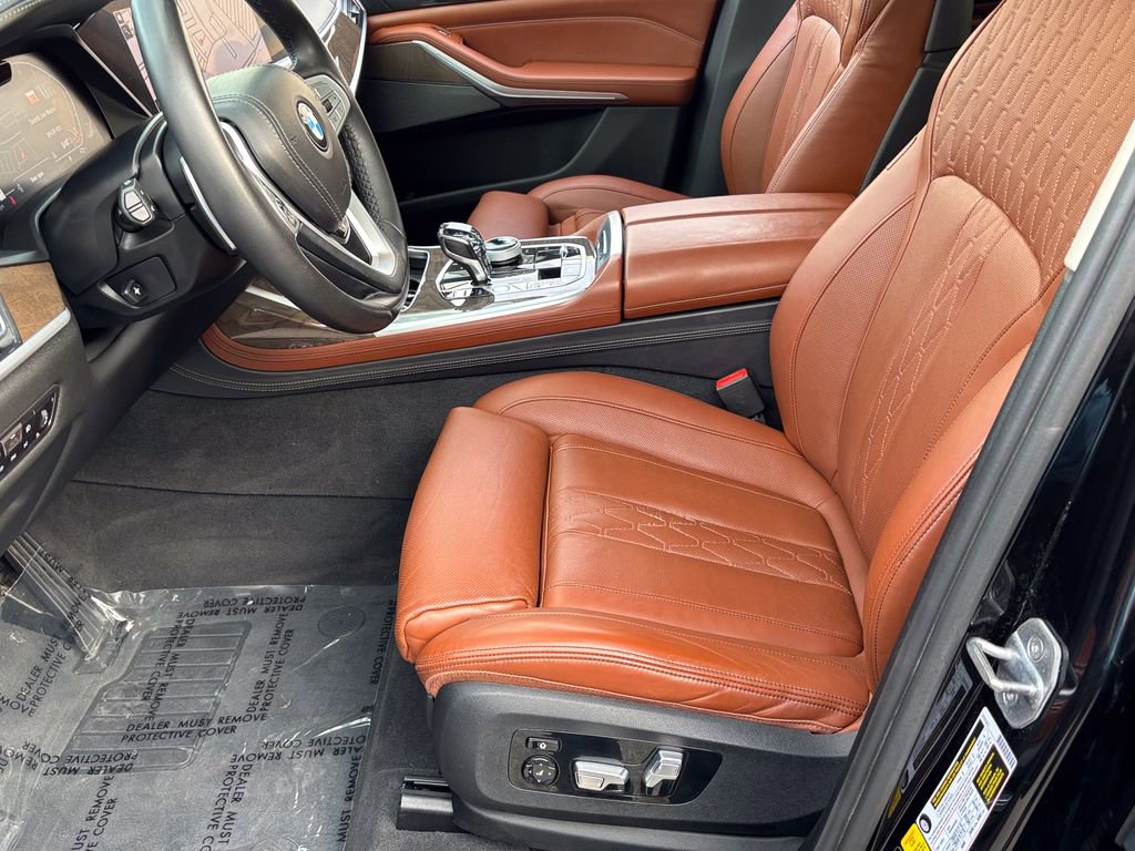 Used 2020 BMW X7 xDrive40i w/ Premium Package AWD/4WD image 15