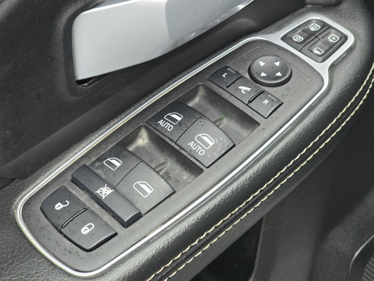 Used 2024 RAM 2500 Big Horn image 26