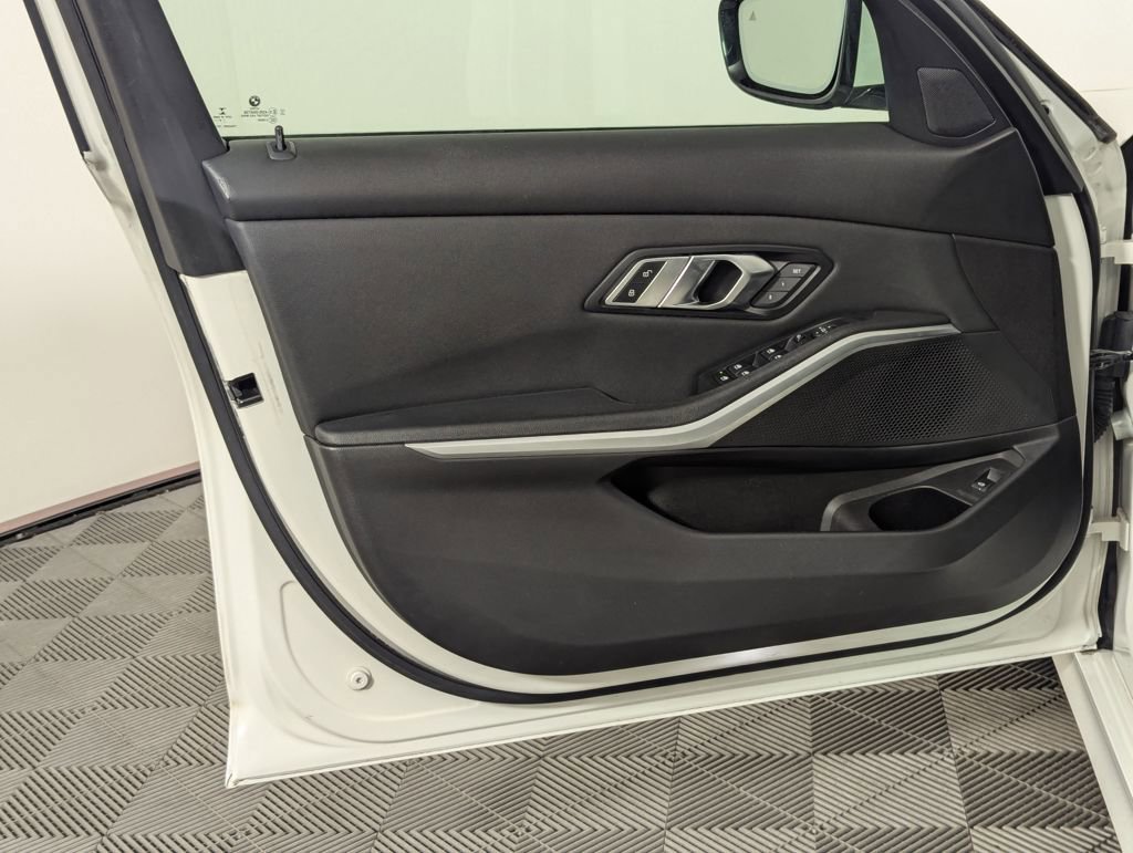 Used 2020 BMW 330i Sedan w/ Convenience Package image 48