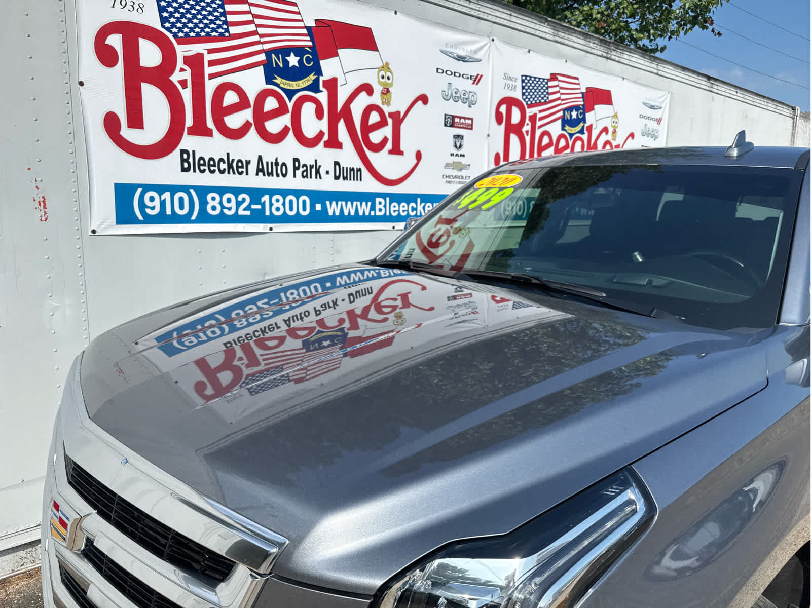 Used 2020 Cadillac Escalade Luxury RWD image 9