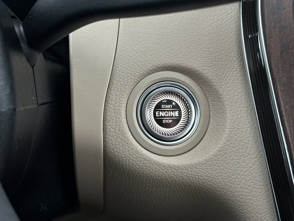 Used 2022 Mercedes-Benz GLC 300 image 22