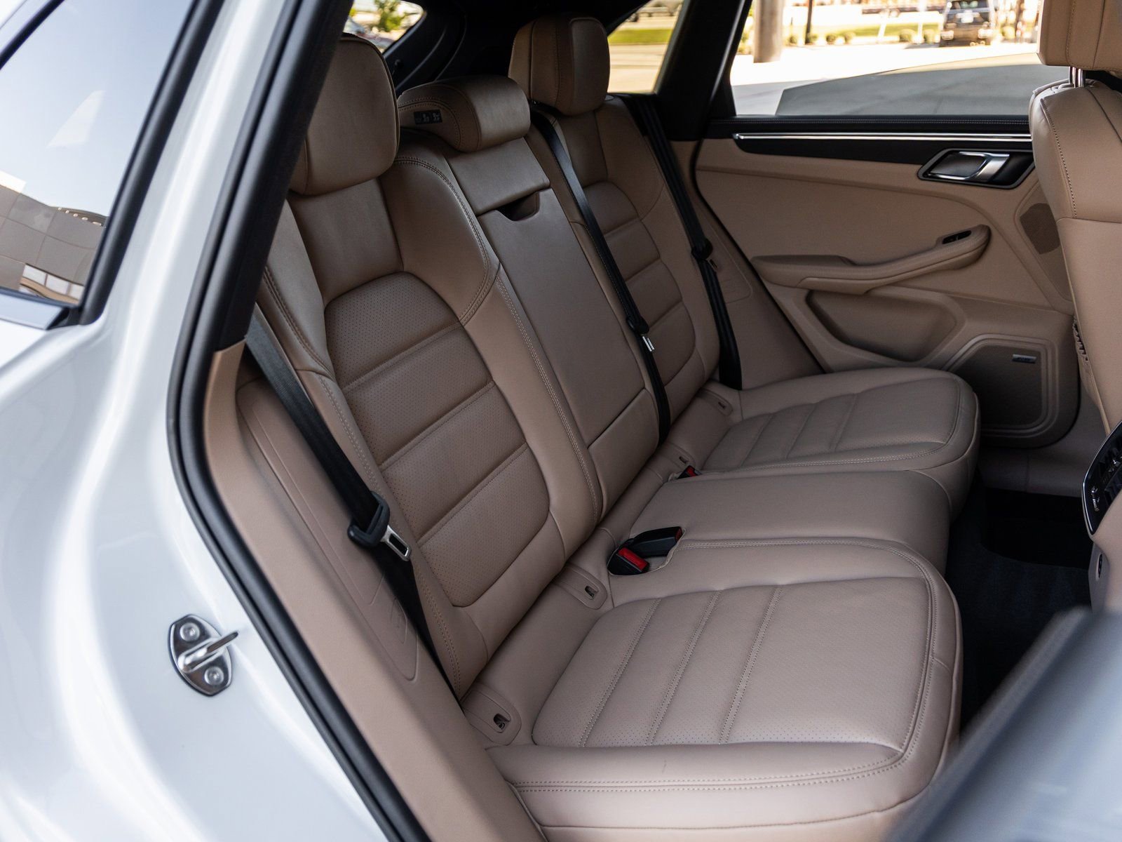 New 2026 Porsche Macan S image 41