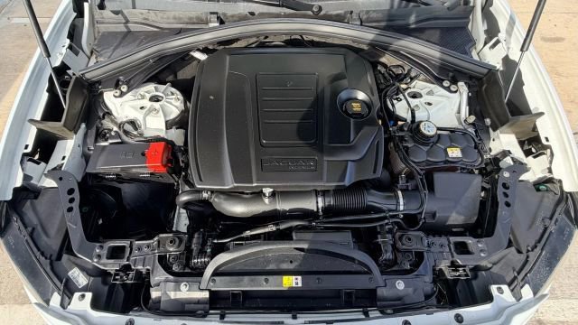 Used 2019 Jaguar F-PACE Prestige image 56