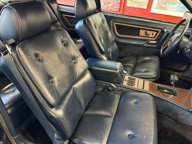 Used 1988 Lincoln Mark VII Blass image 12