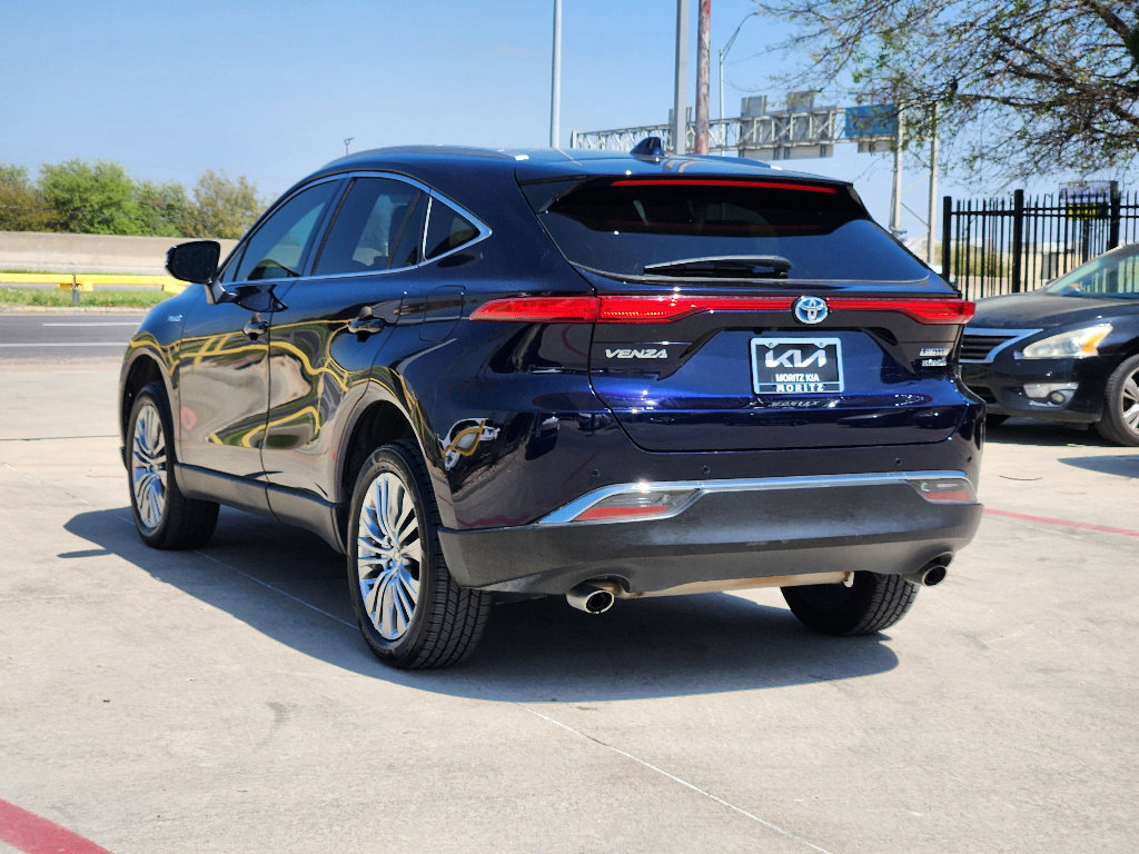 Used 2021 Toyota Venza Limited image 6